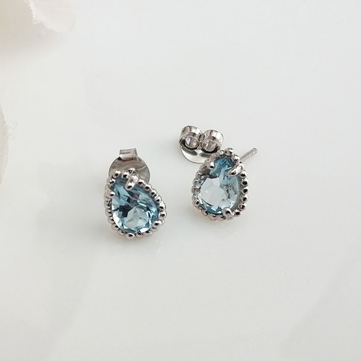 Stipple Pear Studs, Topaz