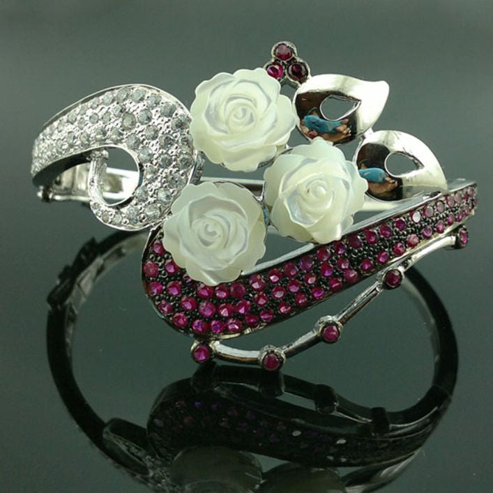 Rose Pearl Queen Bracelet