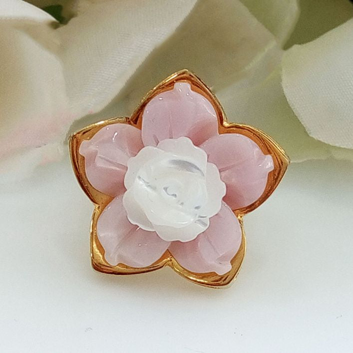 Pink Mother Pearl Floral Ring - round Red Ruby