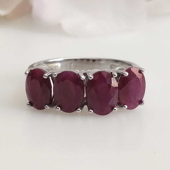 Quadro Ruby Ring