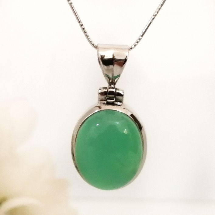 Green Chrysoprase Pendant (8.74 gms)
