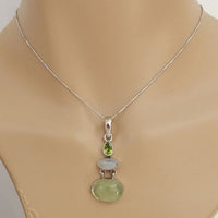 Prehnite Pendant with Peridot & Moonstone (7.81 gms)