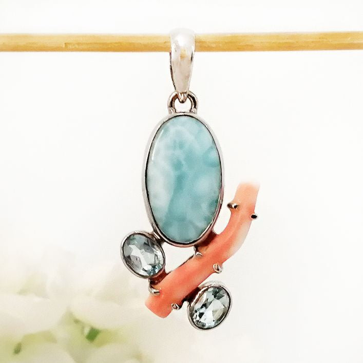 Riverine Pendant - Larimar
