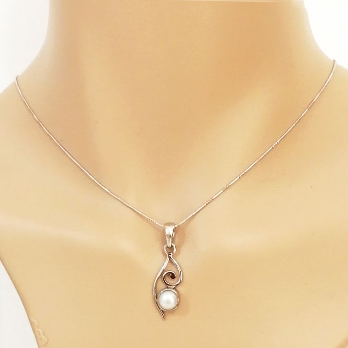 Pearl Ajanta Pendant