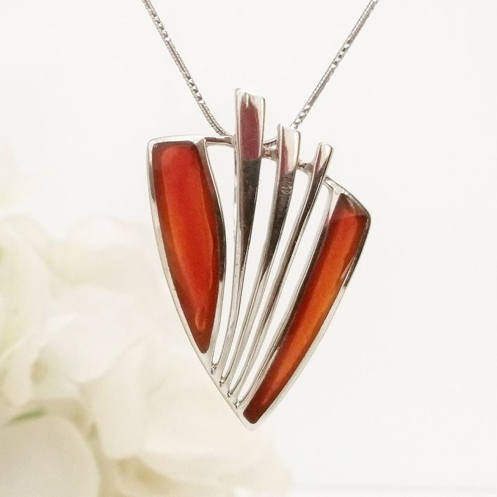 Armor Pendant - Agate