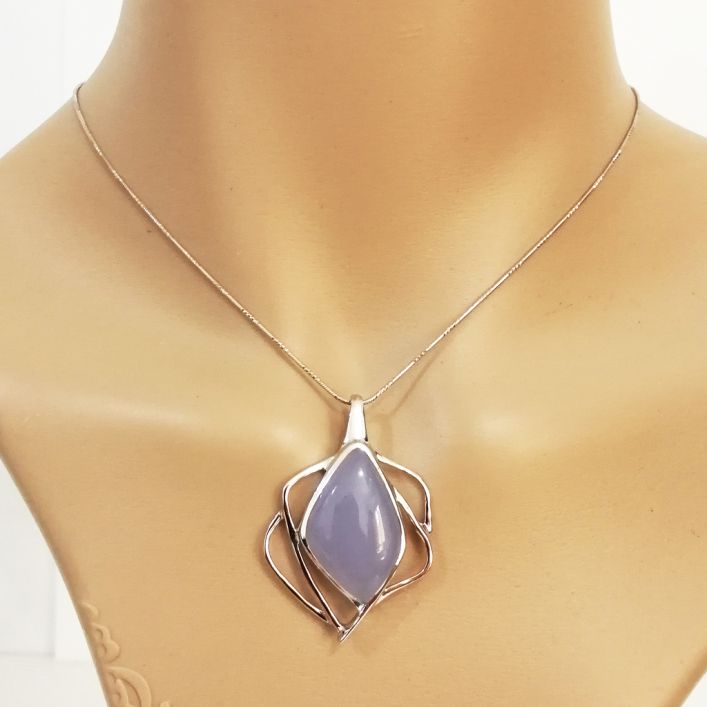 Lotus Pendant - Chalcedony