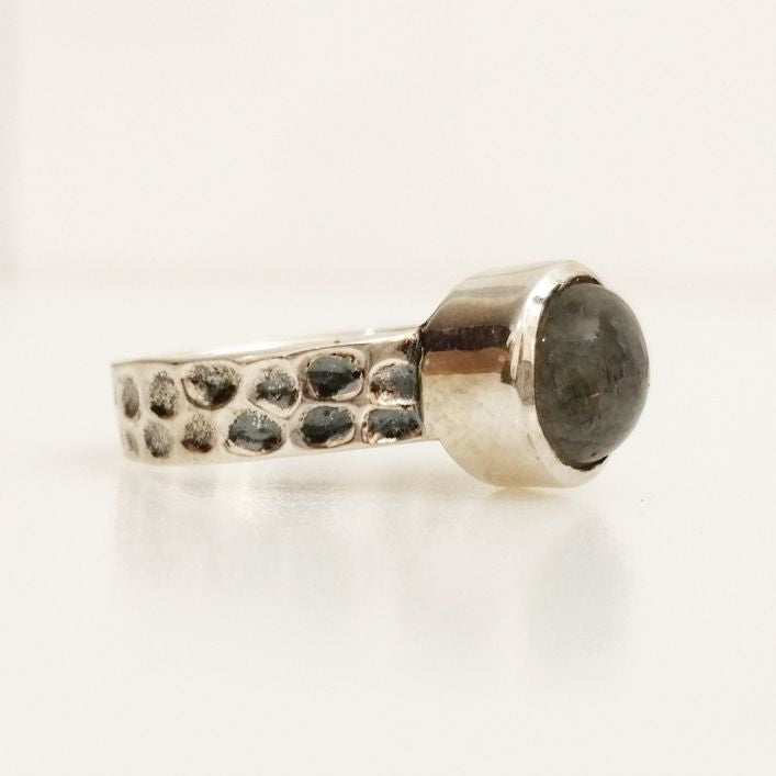 Labradorite Men Ring -Grey