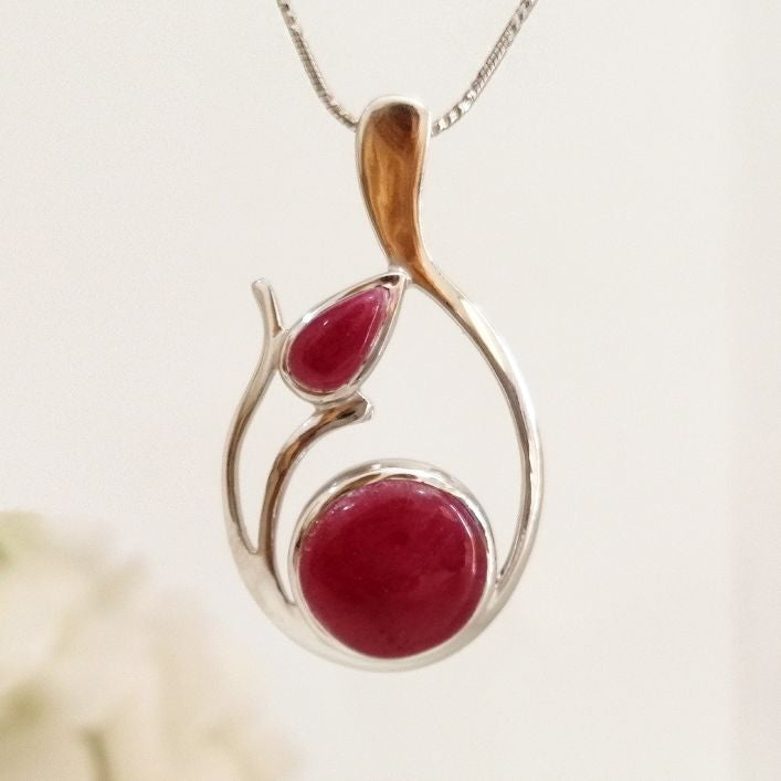 Enduring Pendant - Ruby