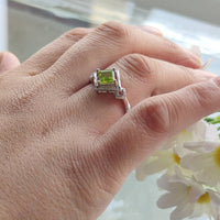Dazzling Peridot Ring