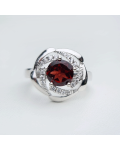 Floral Garnet Ring in 925 silver readily available at Nafisa Designs, UK, Manchester, World Wide Shipping!